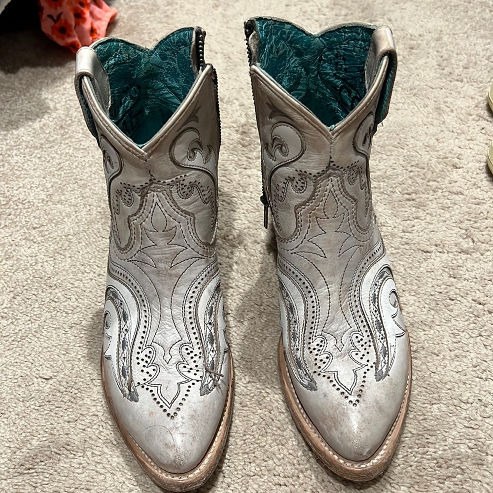 Coral low weather boots